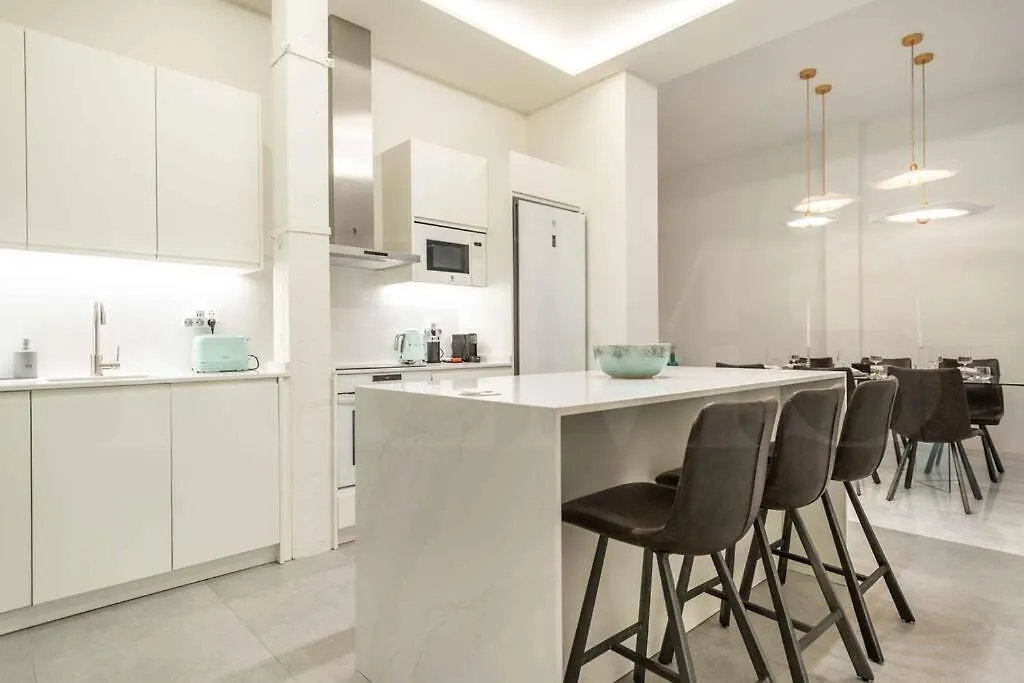 Luxurious Apartment In Center With Parking By Rems Malaga