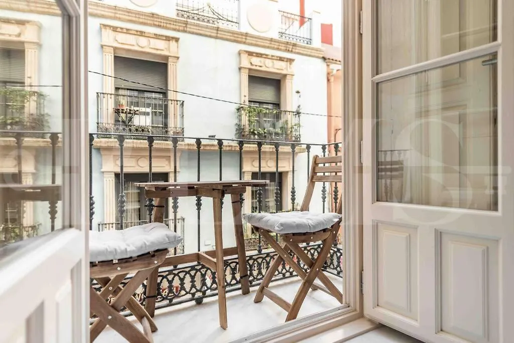 Luxurious Apartment In Center With Parking By Rems Malaga