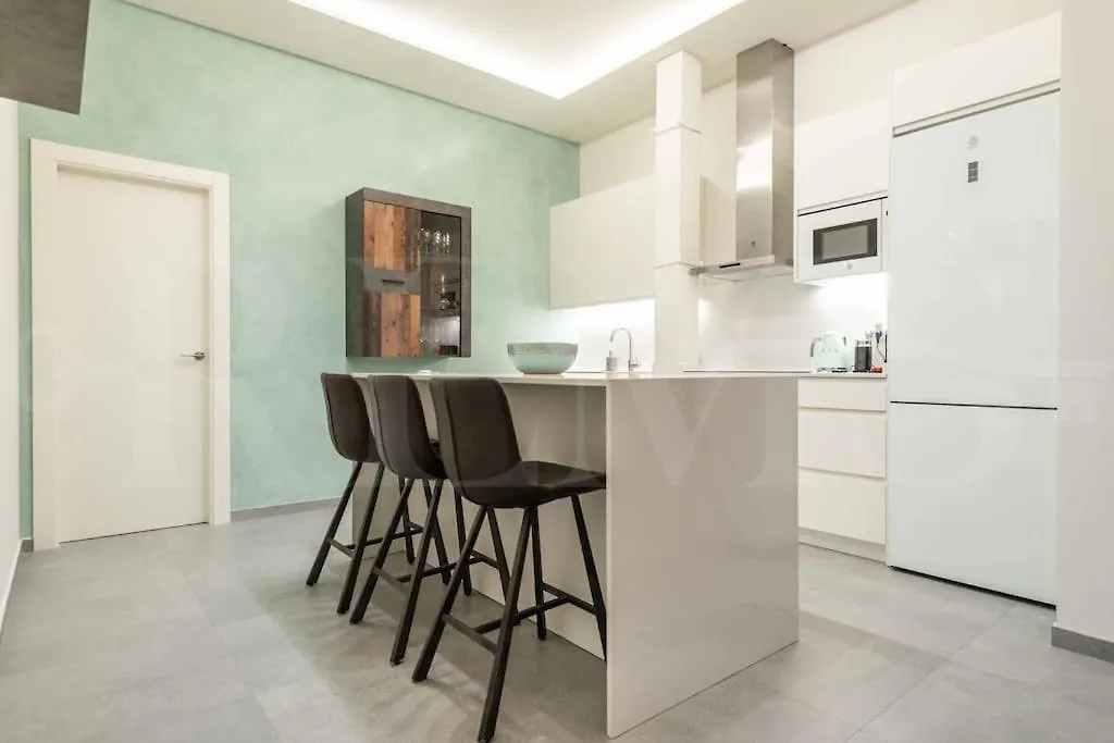 Luxurious Apartment In Center With Parking By Rems Malaga 0*,
